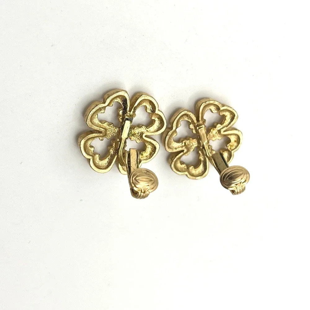 Sarah Coventry Vintage Gold Tone Openwork Quatrefoil Clip On Earrings Floral‎